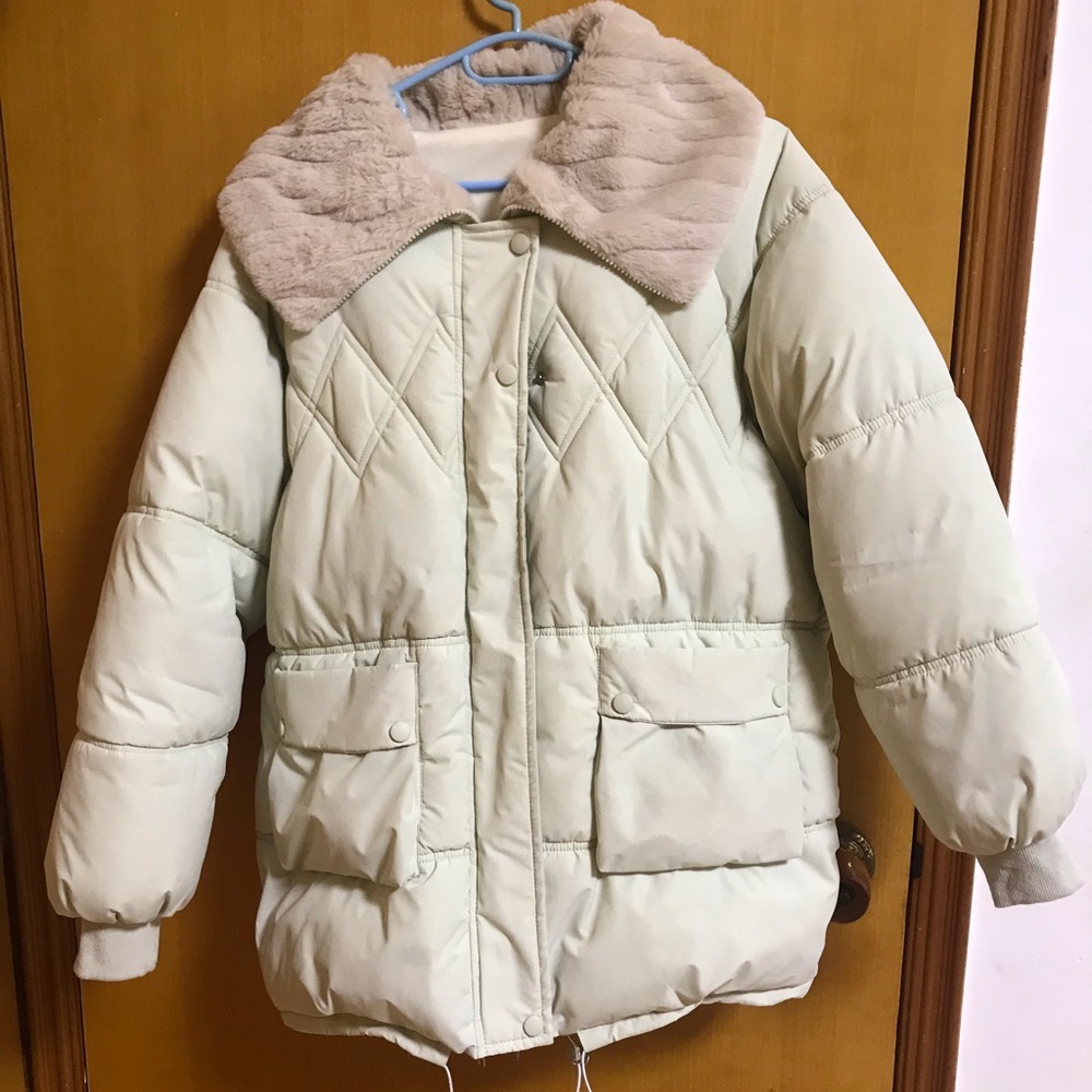 Kids Cream Puffer Jacket with Faux Fur Collar